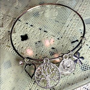 Silver Bracelet With Five Chrams